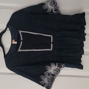 Anthropologie Pilcro Orchid Flounce Floral Embroidered Top Xs X Small Shirt